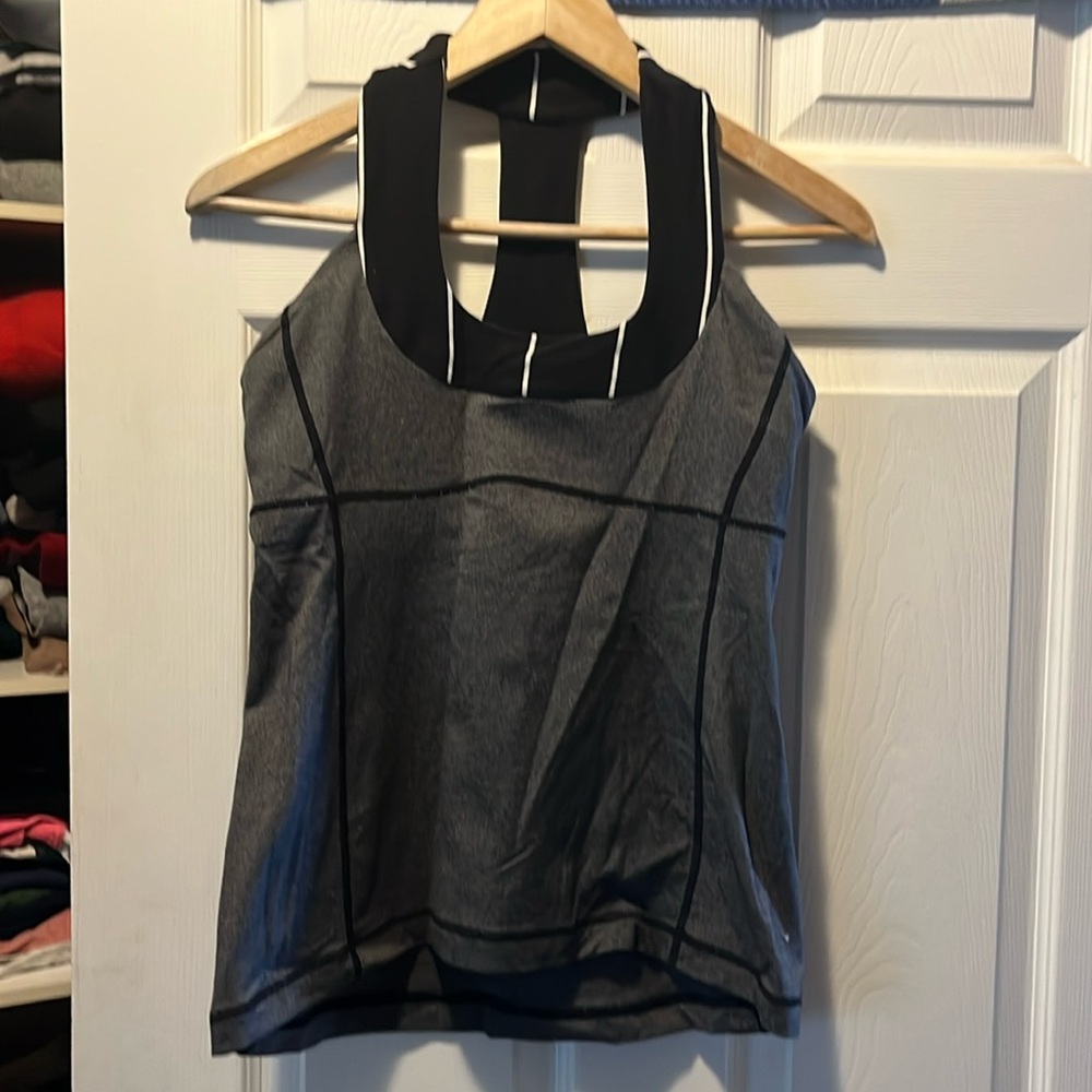 Lulu workout top